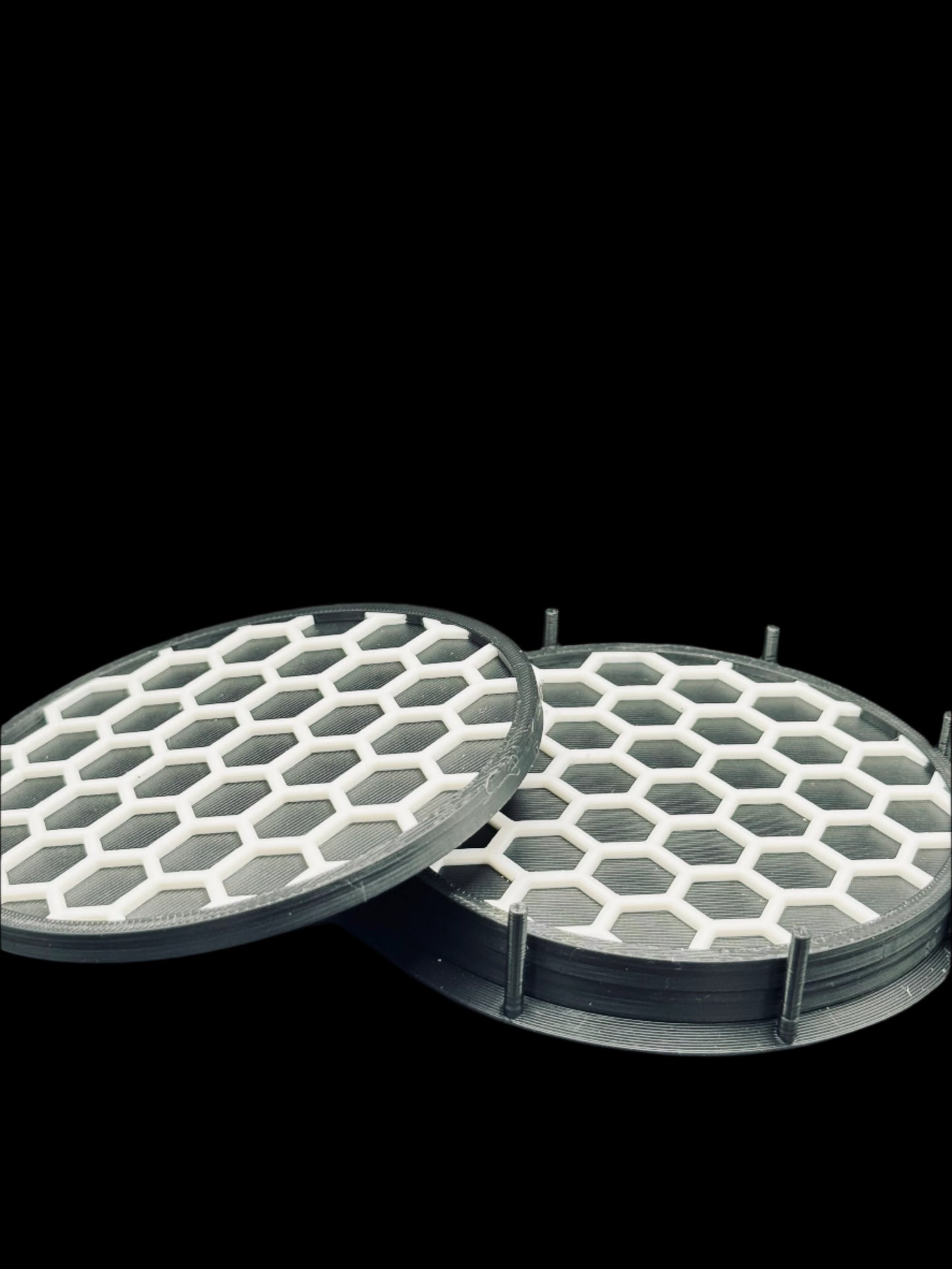 Modern Honeycomb Coaster Set – 3-Pack with Matching Stand